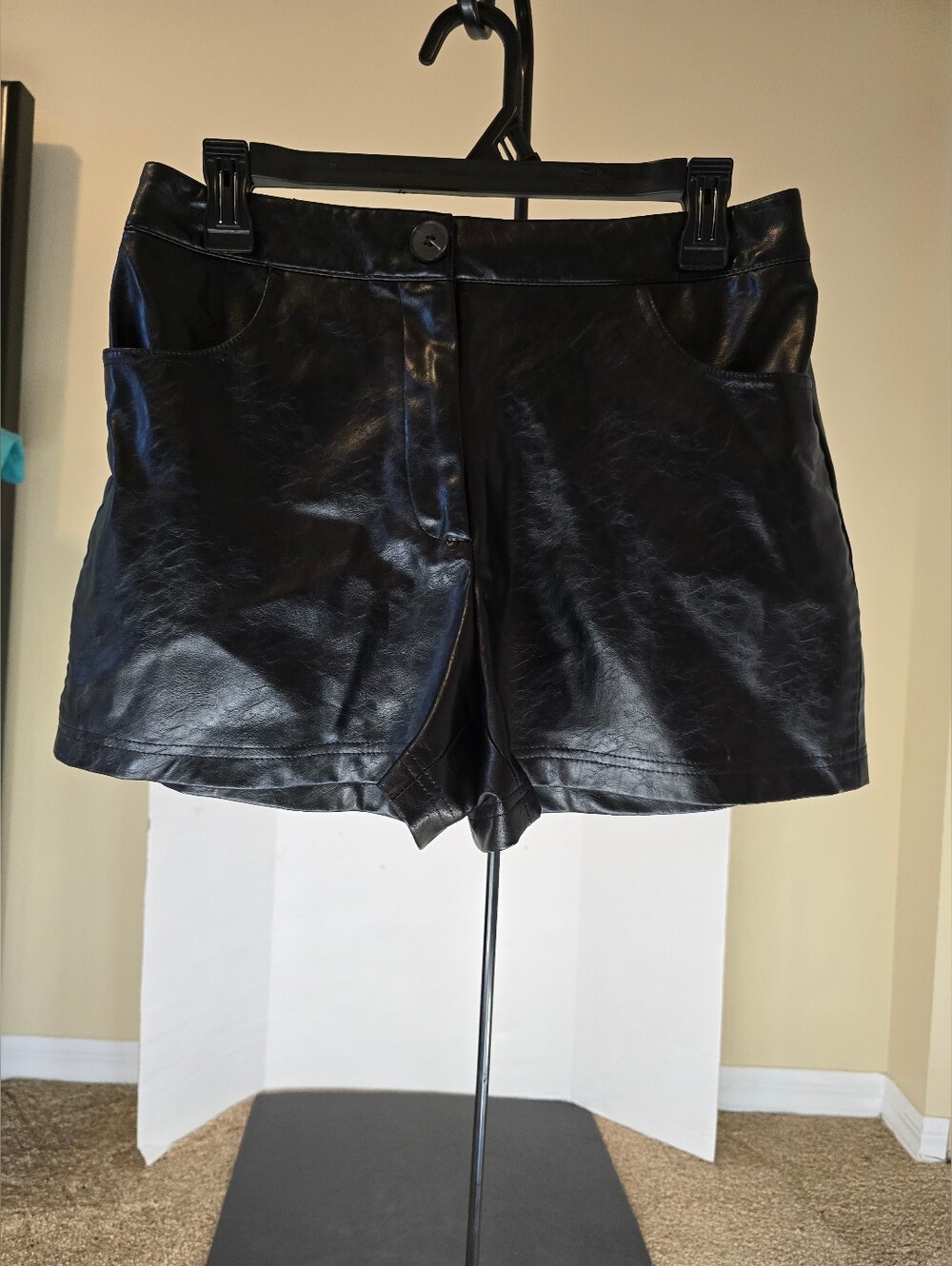 Zara Women's Faux Leather Black Shorts High Waisted Size Medium